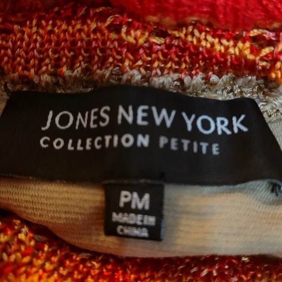 Jones New York collection petite Woman's Size PM sleeveless knit blouse shirt - Picture 6 of 6